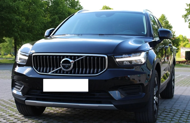 Volvo XC 40 cena 109400 przebieg: 129661, rok produkcji 2019 z Świdnica małe 631